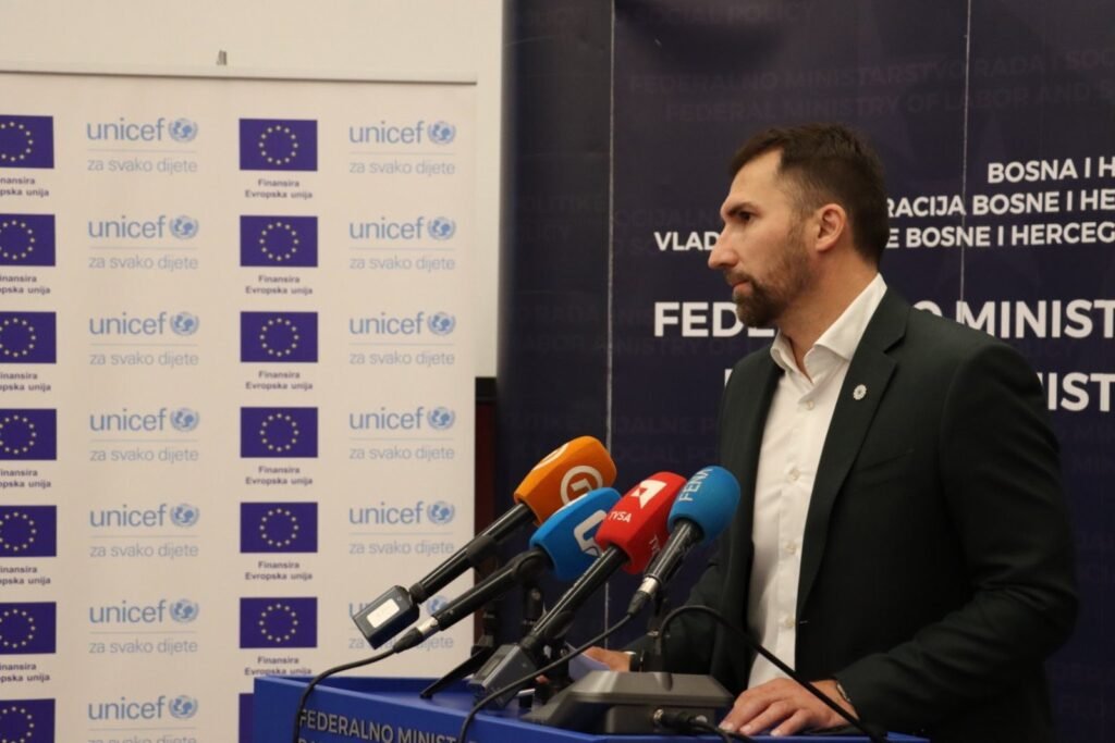 Ministar Delić u Vogošći: Projekat gerontodomaćica vraća dostojanstvo i podršku najugroženijima/ Delić: Borci ne gube pravo na najnižu penziju/ Delić: 2. mart nije automatski neradni dan