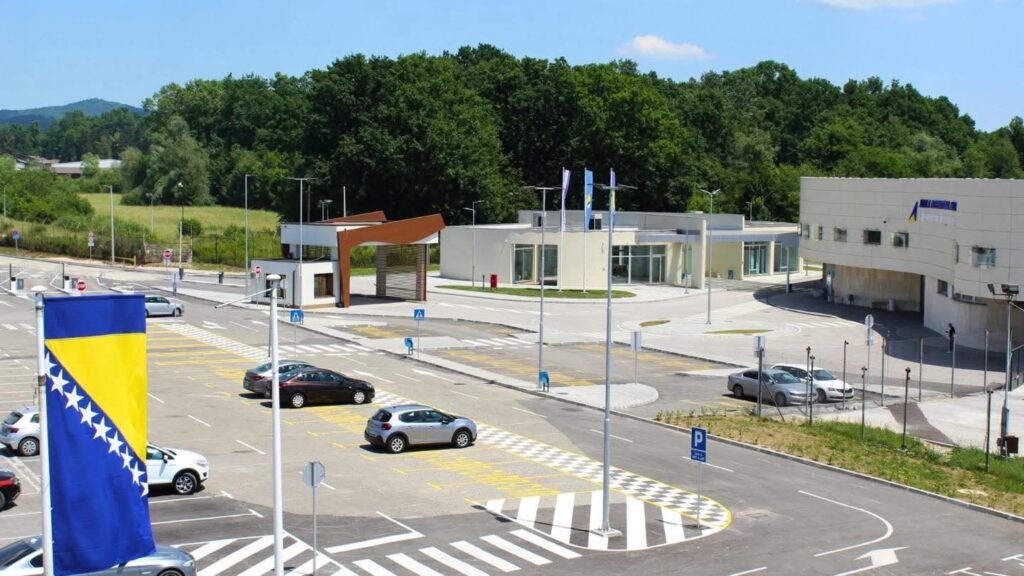 Novi parking na Međunarodnom aerodromu Tuzla