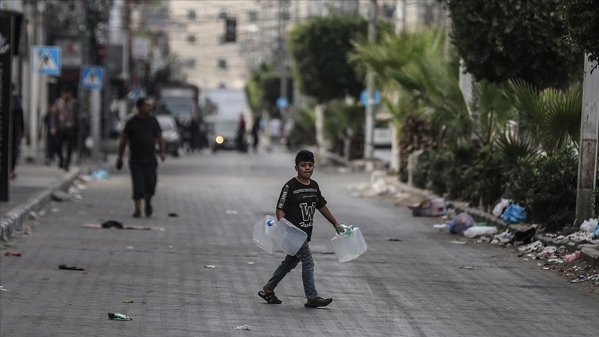 Gaza pred kolapsom: Zalihe vode pale ispod 25 posto, prijeti humanitarna katastrofa