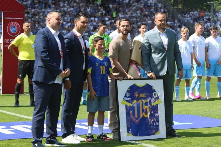 Miralem Pjanić se oprostio od reprezentacije