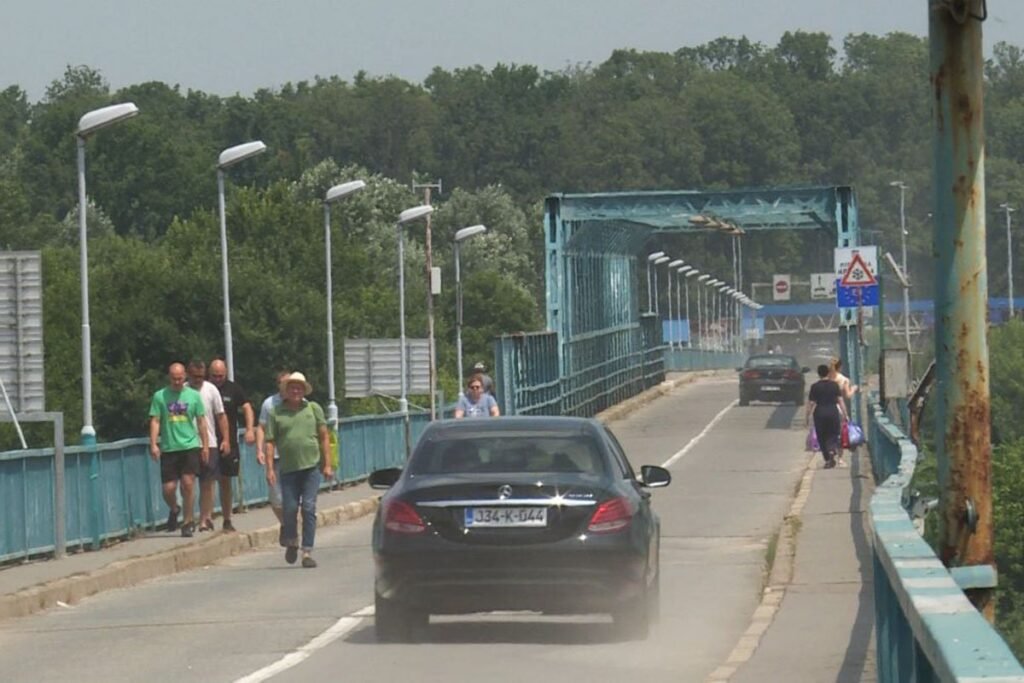 Ponovo uspostavljen saobraćaj preko mosta Brčko - Gunja, ali ne za sva vozila