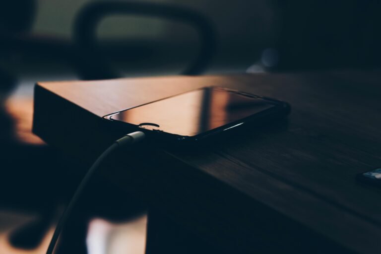 Da li punjenje telefona do 80% zaista štedi bateriju? Novi podaci otkrivaju odgovor