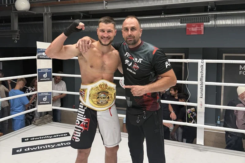 Albert Ugrinčić svjetski prvak u kickboksu: Spektakularan nokaut u Minhenu