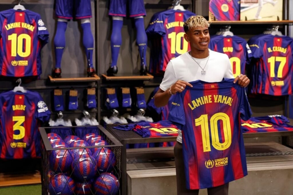 Lamine Jamal potpisao novi ugovor s Barcelonom: Evo koji će broj dresa nositi