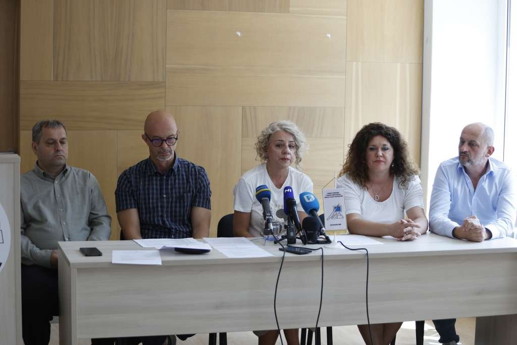 Sindikat upozorava: Godinama na određeno – nastavnici bez sigurnosti i dostojanstva