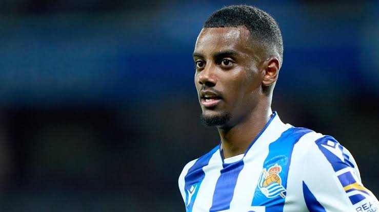 Aleksander Isak na izlaznim vratima Newcastlea, Liverpool sprema novu ponudu