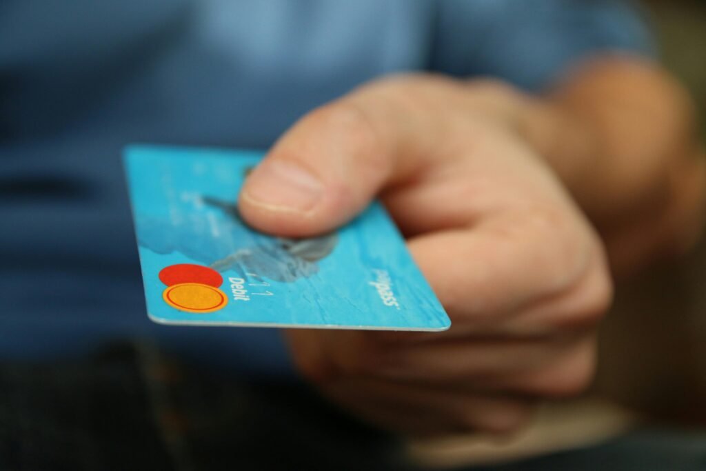 Evo zašto banke širom svijeta zatvaraju račune klijentima