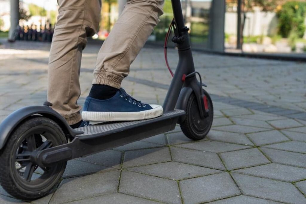 Porast nesreća s električnim romobilima: Djeca najviše ugrožena, potrebna hitna zakonska regulativa