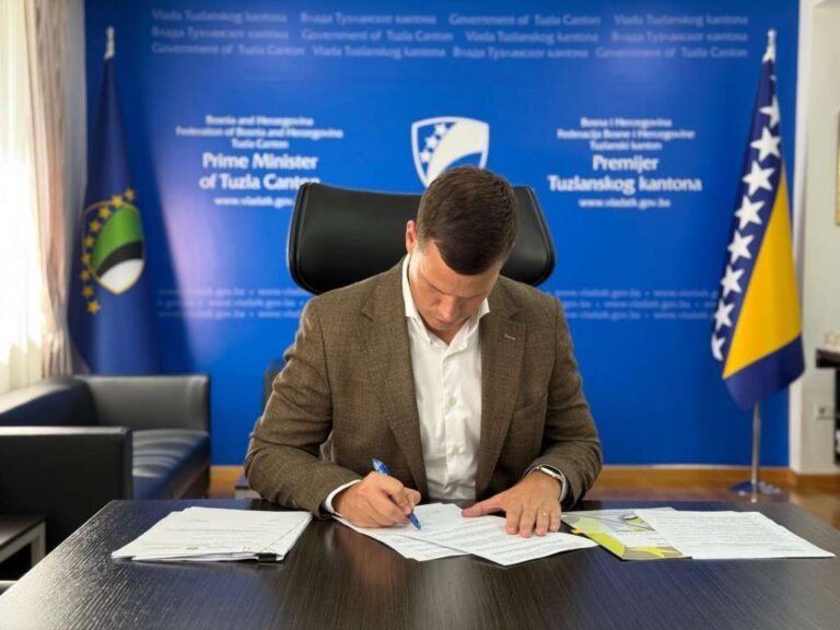 Vlada TK nastavila praksu oslobađanja građana od plaćanja zdravstvene markice