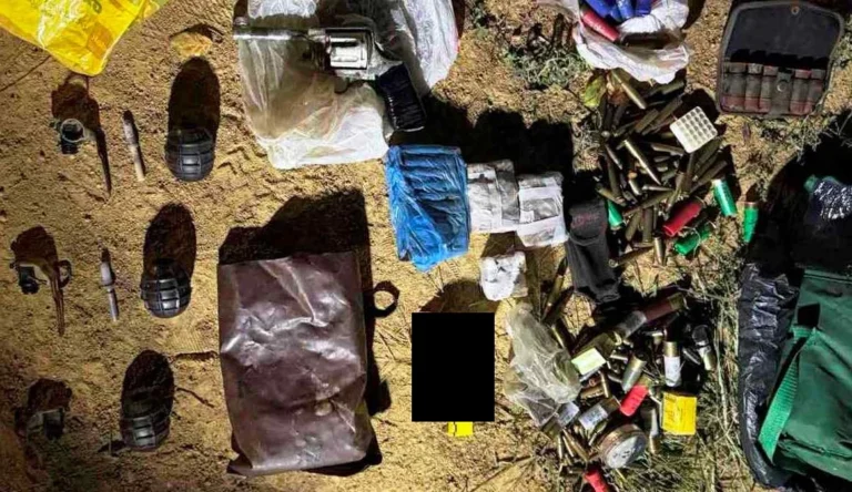 Policija u Gradačcu zaplijenila veće količine oružja, eksploziva i droge