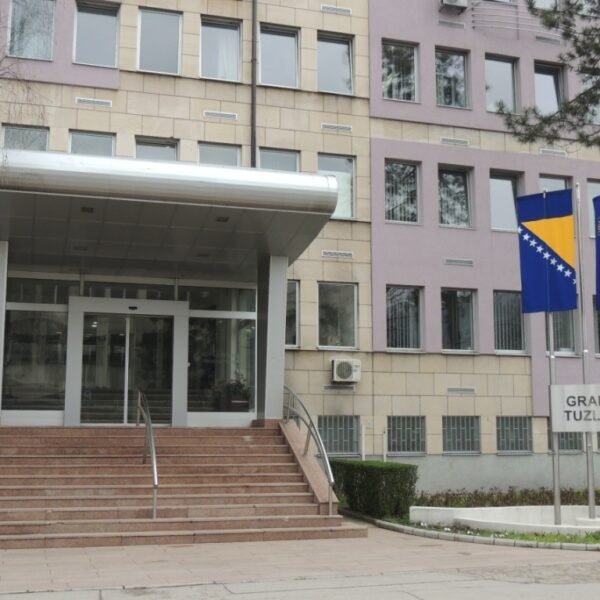 Registracija obrta u Tuzli mogla bi koštati samo 1 KM/Nova prilika za posao: Grad Tuzla raspisao konkurs za prijem radnika na neodređeno