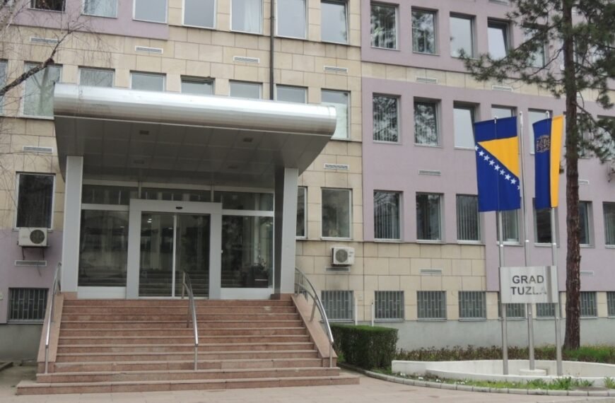 Nova prilika za posao: Grad Tuzla raspisao konkurs za prijem radnika na neodređeno