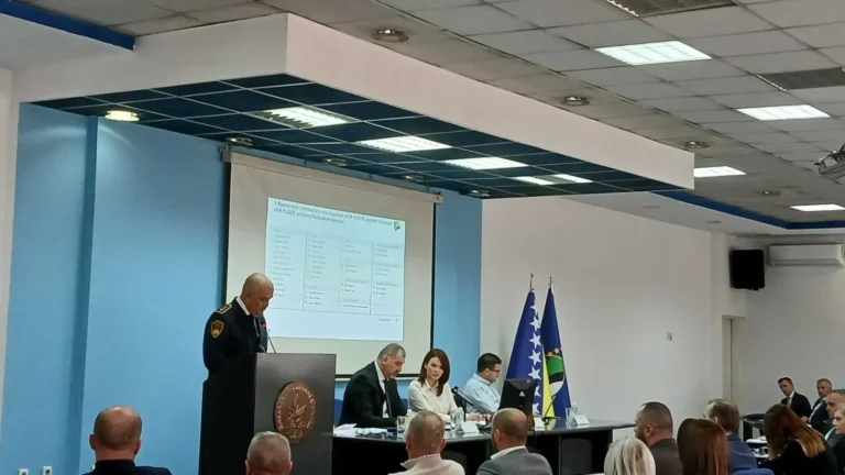 Korman potvrdio hapšenja u istrazi trgovine ljudima i otkrio uzrok požara u Domu penzionera Tuzla