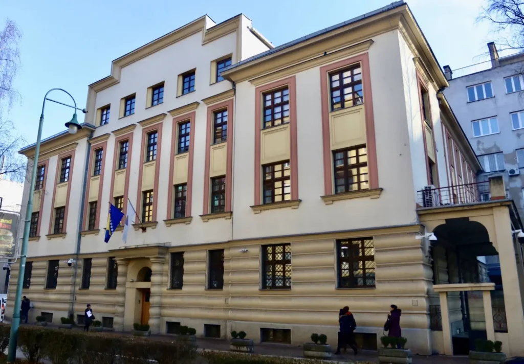 Predložen pritvor policajcu zbog nasilja u porodici