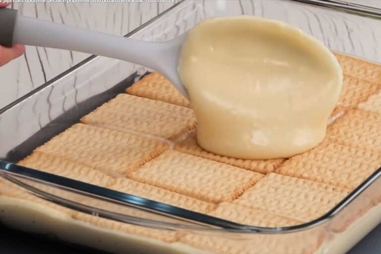 Brzi kolač od petit keksa i kreme za samo 15 minuta