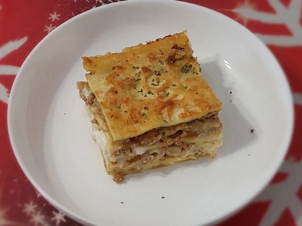 Sočne domaće lasagne za porodični ručak