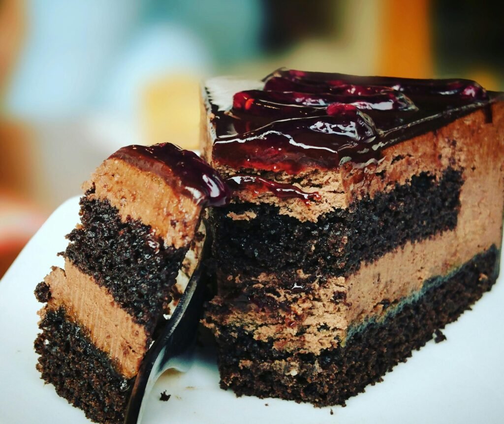 Hot Chocolate Cake – neodoljiva praznična čokoladna torta