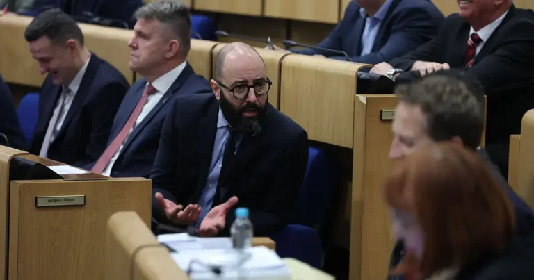 Tačka o pratnji na porodu ipak uvrštena u dnevni red