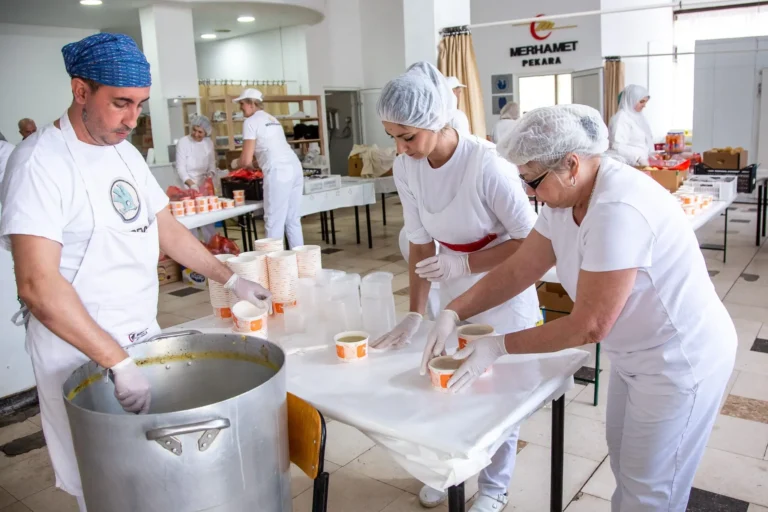 „Merhamet“ Švedske osigurao 120.000 KM za narodne kuhinje u BiH