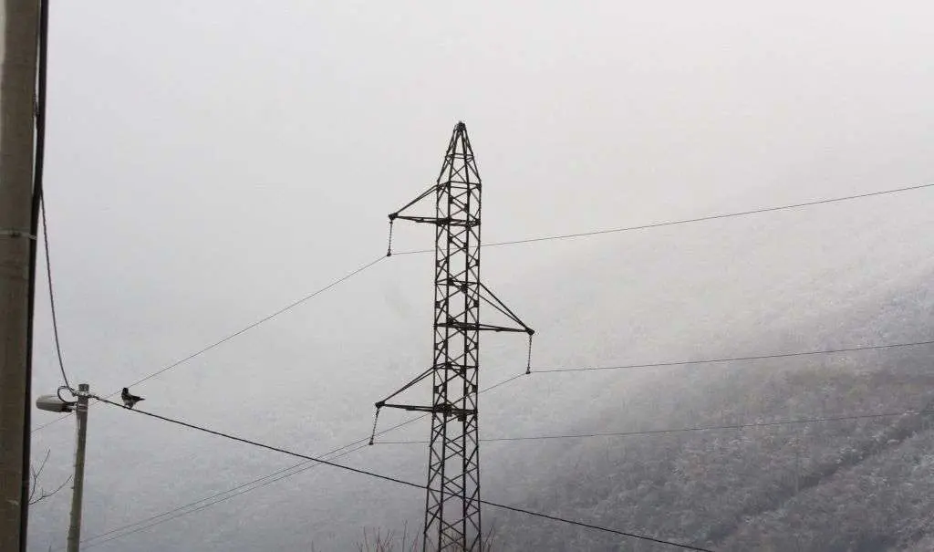 Snježne padavine uzrokovale prekide električne energije širom BiH/ Elektroprivreda BiH sanirala više od 2.300 kvarova nakon snježnih padavina