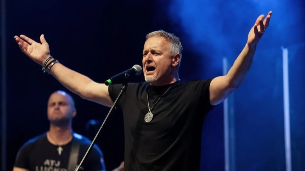 Thompson najavio koncert u BiH