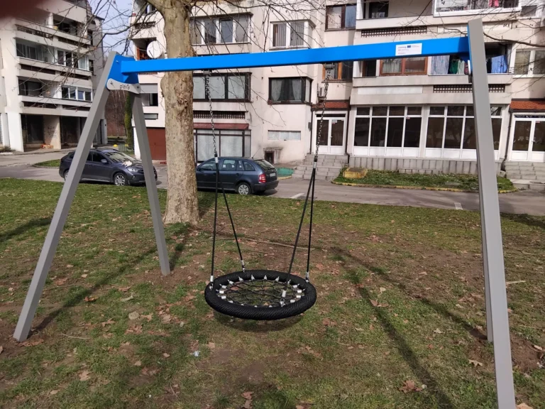 Nova oprema na igralištima: Tuzla ulaže u djecu