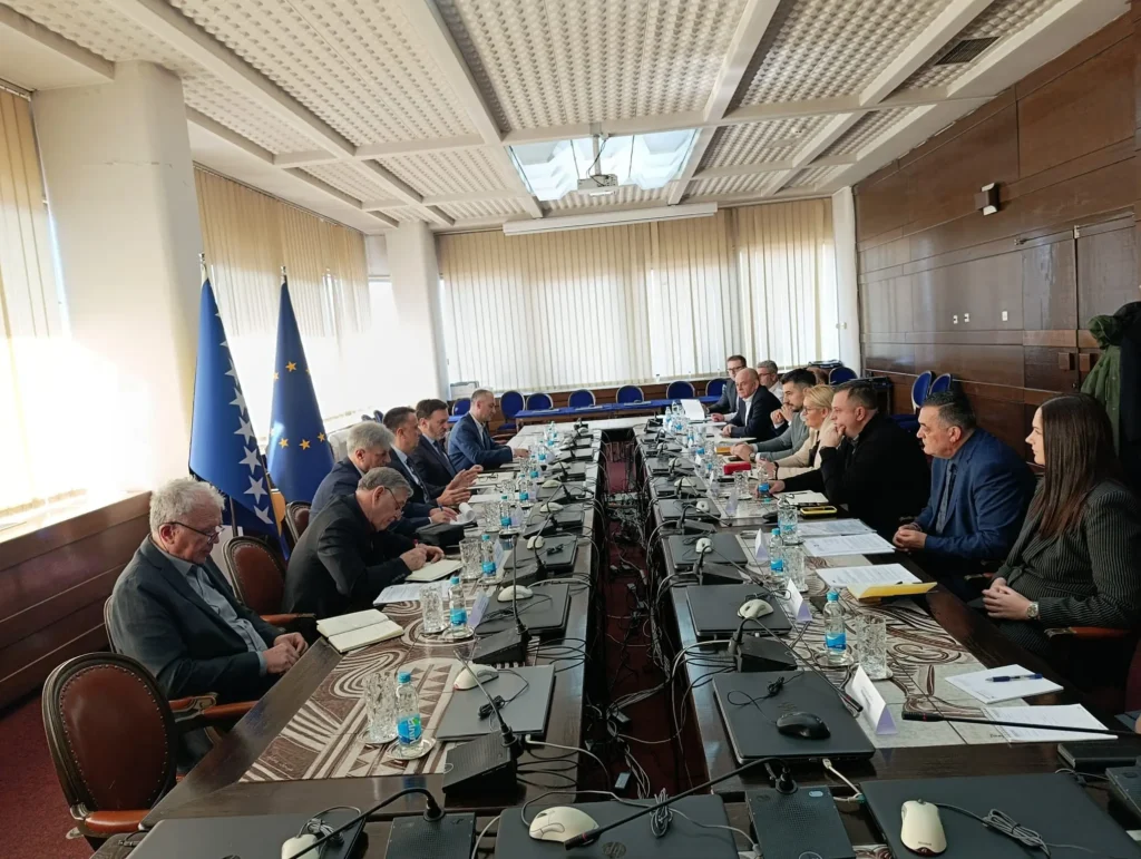 Ministri i naftne kompanije o stabilnosti tržišta goriva