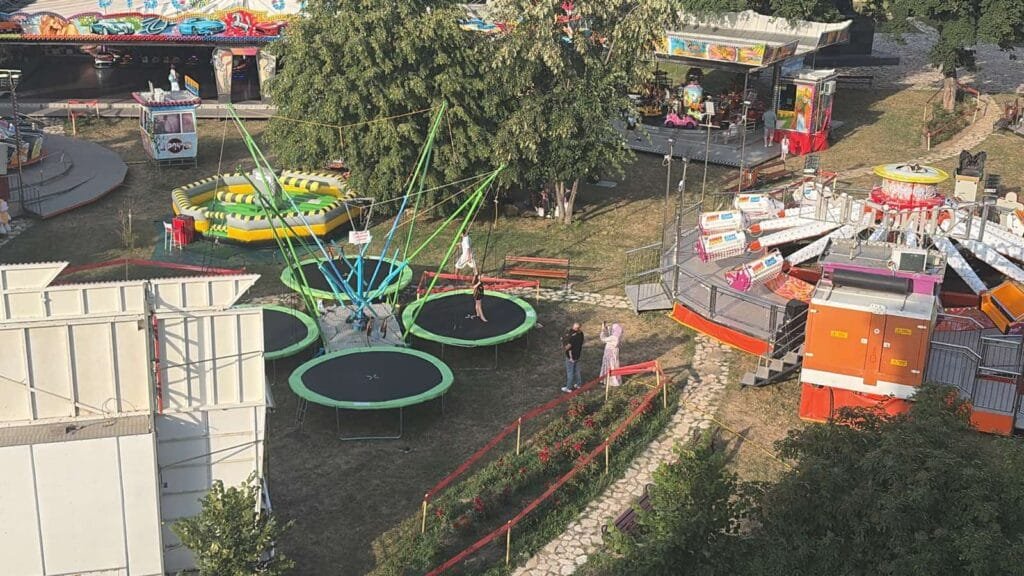 Lunapark „Evropa“ otvorio vrata u Tuzli: Posjetioce očekuju nove atrakcije